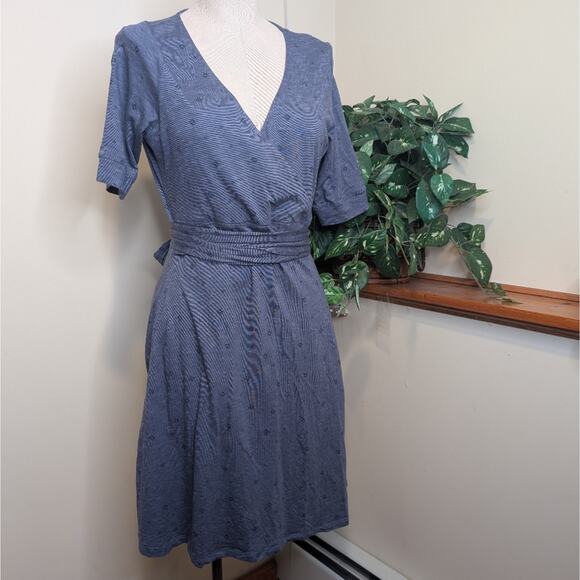 Toad&Co Cue Wrap Cafe Dress Blue Midi Size Medium POCKETS! - Picture 1 of 8